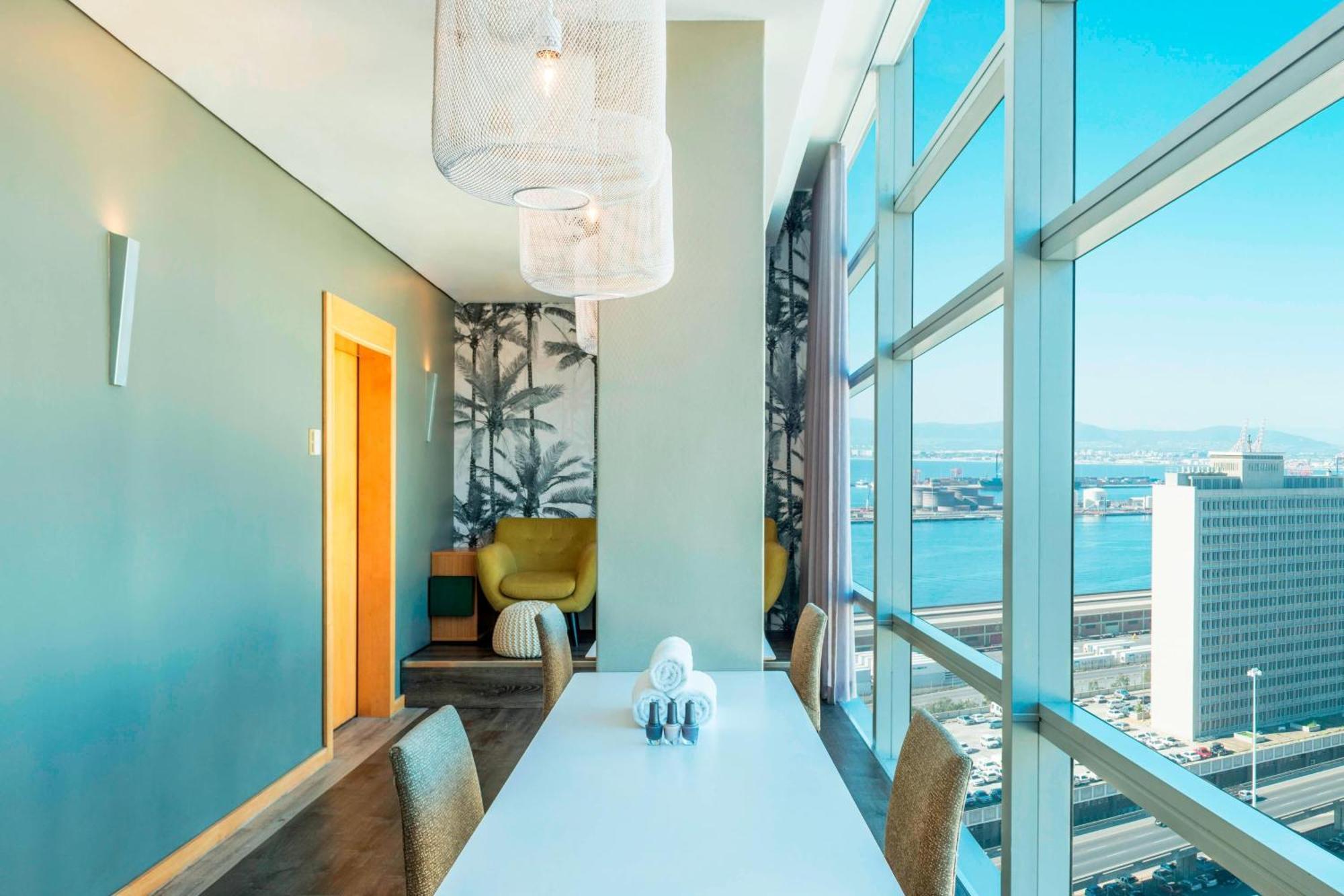 The Westin Cape Town Hotel Exterior photo